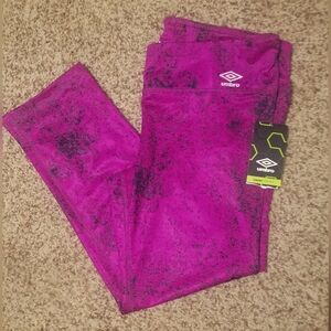 NWT Umbro Capri Size Medium
